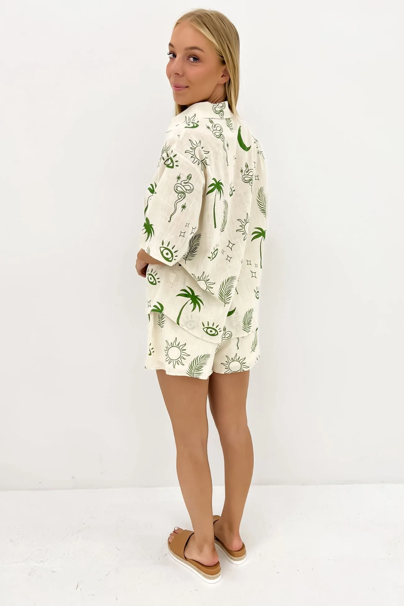 Aphaea Short Set Beige Green