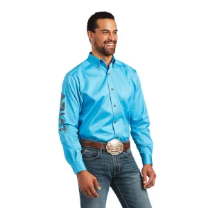 Ariat Men's Classic Team Logo Twill Riviera Button Down Shirt 10040657