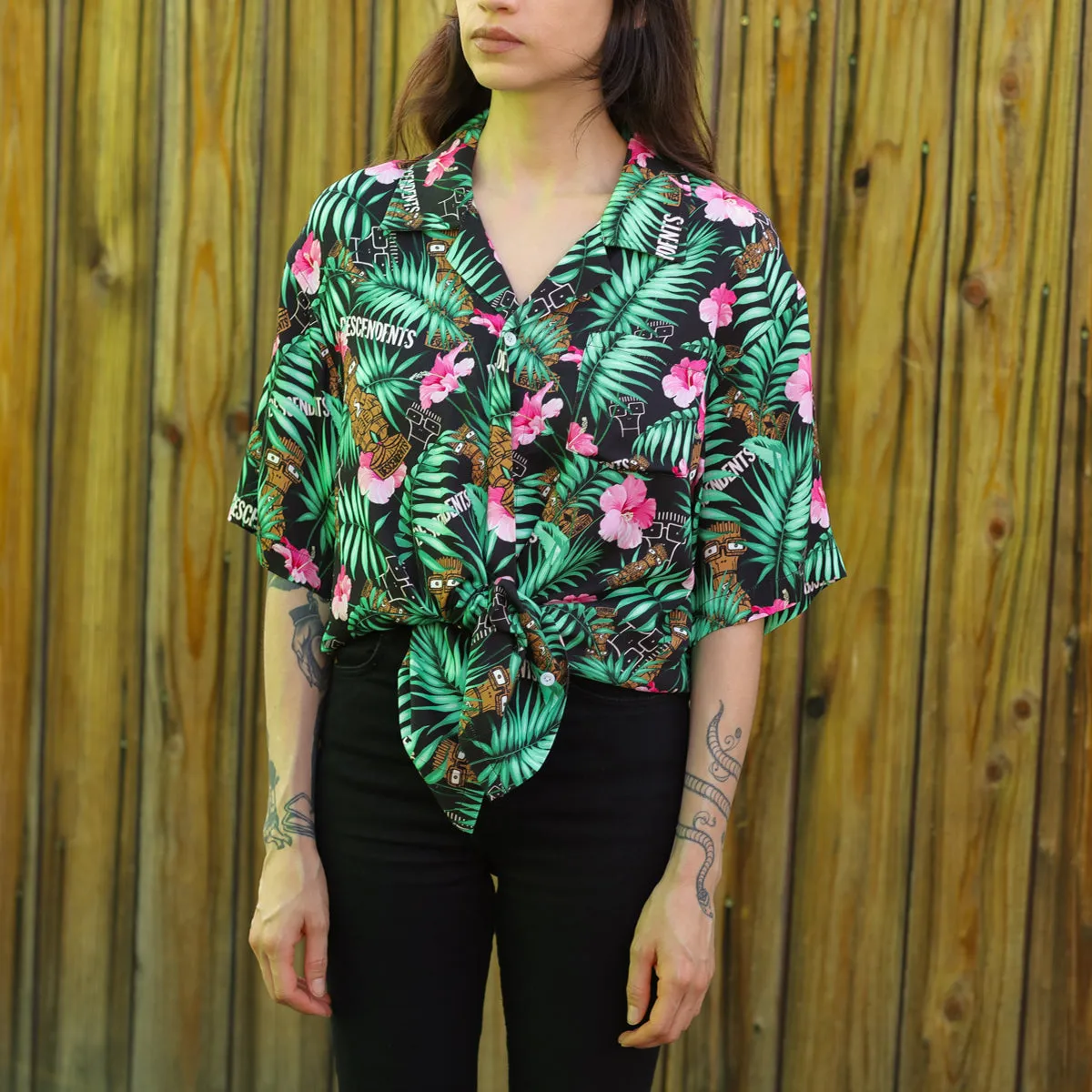 Milo 2022 Idol Tiki Button Up