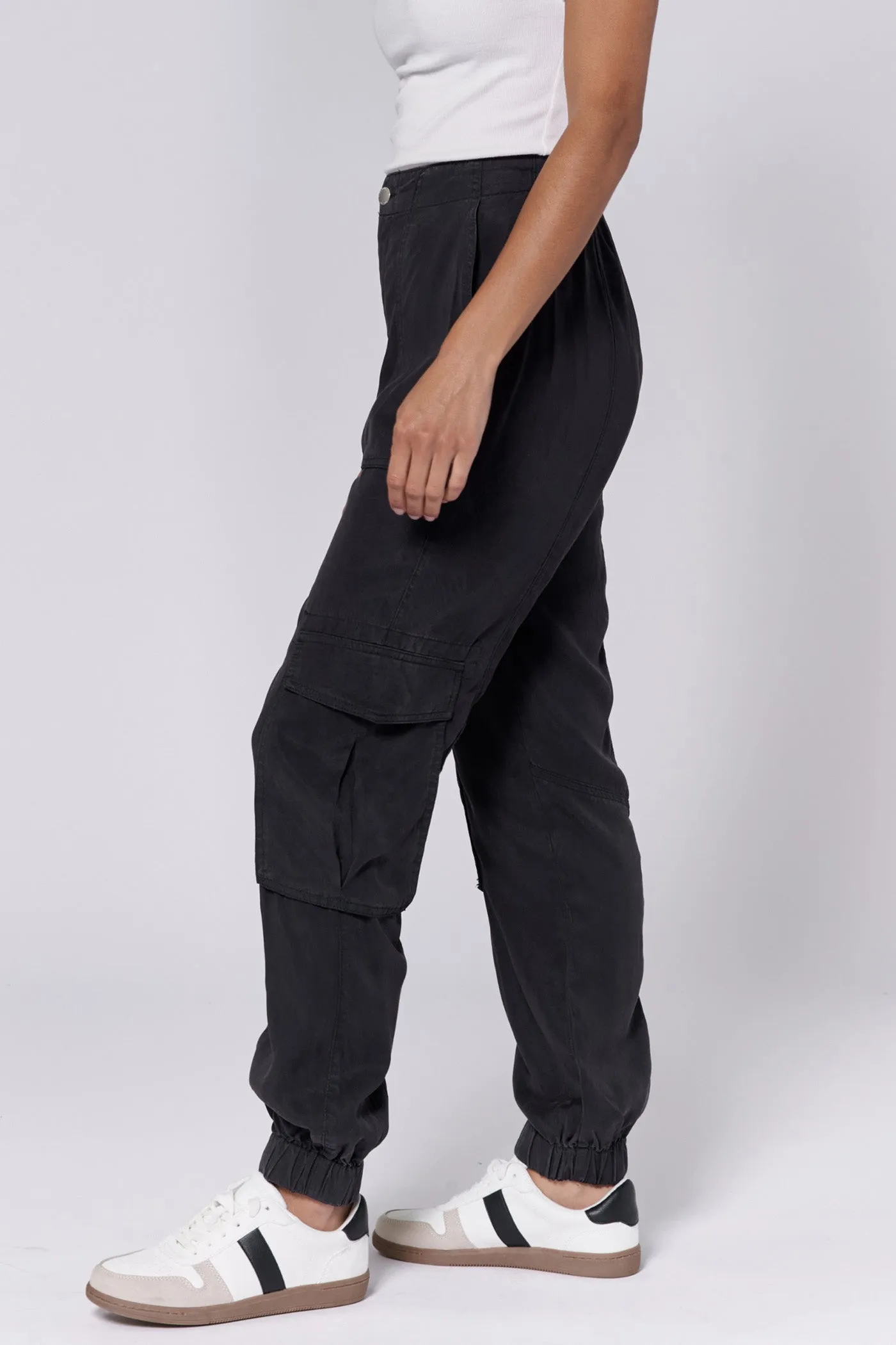 SANDY HIGH RISE CARGO PANTS CHARCOAL